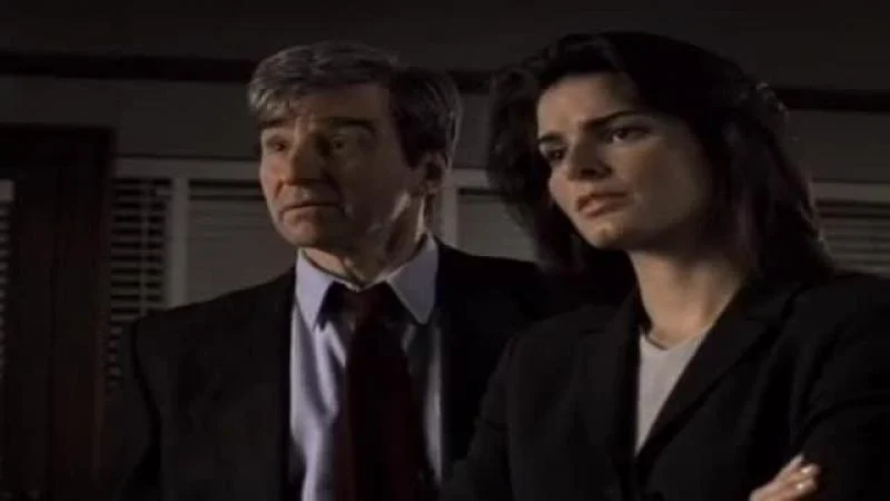 Кадры из сериала Закон и порядок (1990)